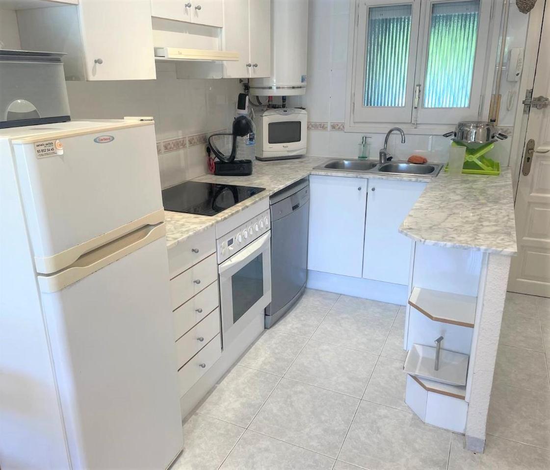 Apartamento En Platja Sant Pol S'Agaro Con Pisicina Y Jardin Sant Feliu de Guixols Εξωτερικό φωτογραφία